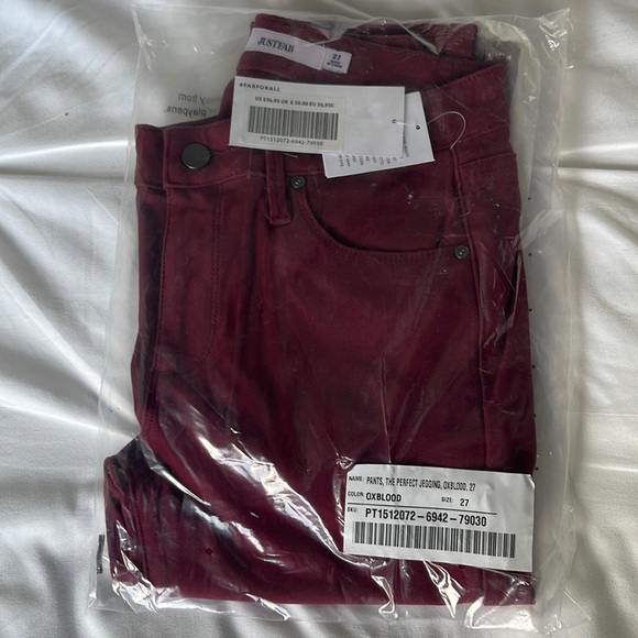 JustFab The Perfect Jegging in Oxblood - Picture 5 of 8